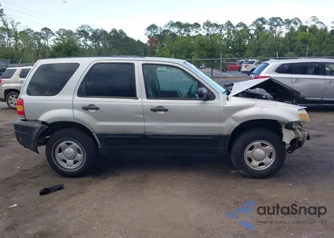2007 Ford Escape Xls/Xls Manual z USA, uszkodzony, nr VIN 1FMYU02Z57KB51364